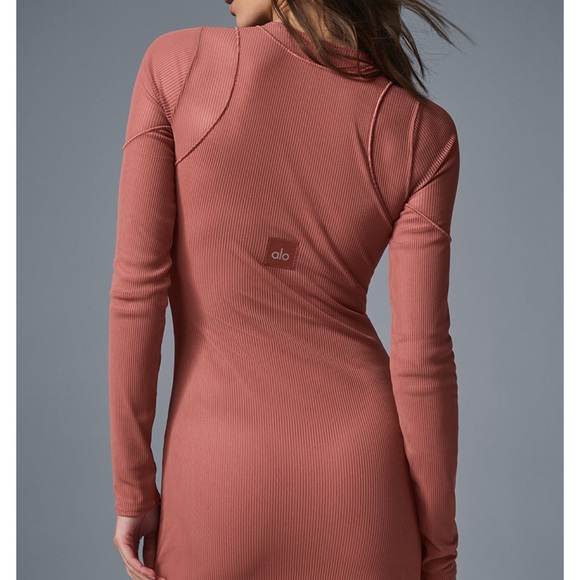 Alo dress - Picture 3 of 4